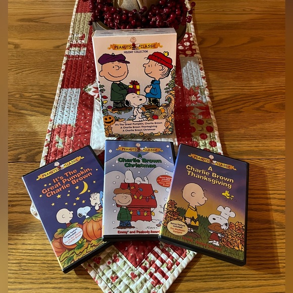 Peanuts Media Peanuts Classic Holiday Collection 3 Dvd Boxed Set